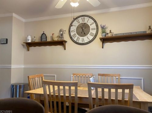 27 Voorhis Pl, Skyline Lakes NJ  07456-2234 exterior