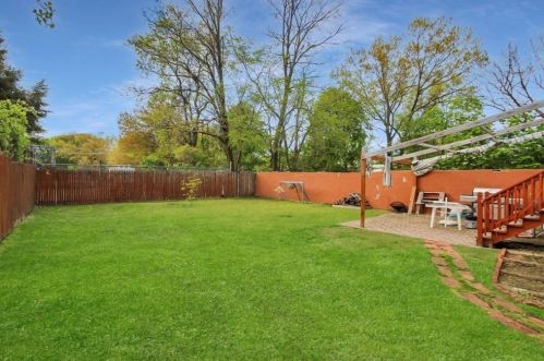 17 Pelham St, Methuen MA 01844-2017 exterior