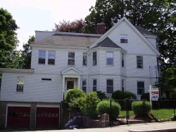 214 Pearl St, Newton, MA 02458-1324