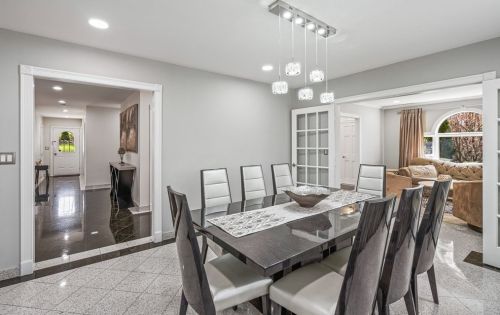 18 Francis St, North Reading MA 01864-3121 exterior