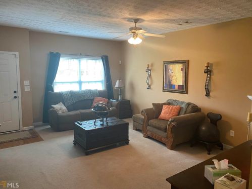 1473 James Trce, Atlanta GA  30344-6970 exterior