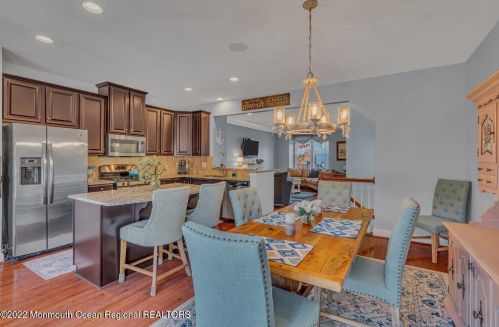 136 Kyle Dr, Tinton Falls NJ  07712-7537 exterior