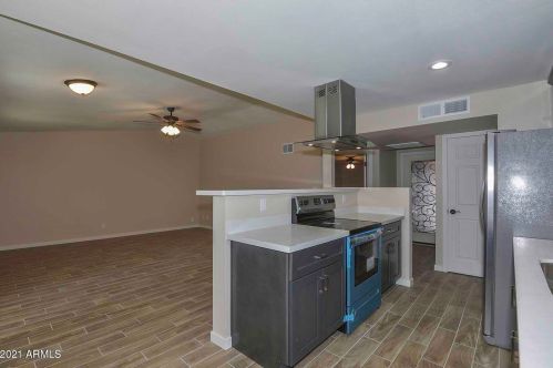 13608 41 Pl, Phoenix AZ 85042-7323 exterior