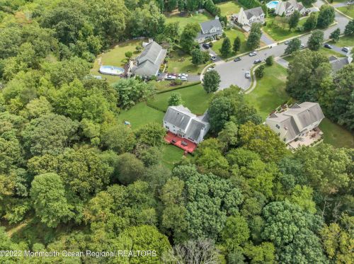 8 Bailey Ct, Jackson Twp NJ  08527-4459 exterior