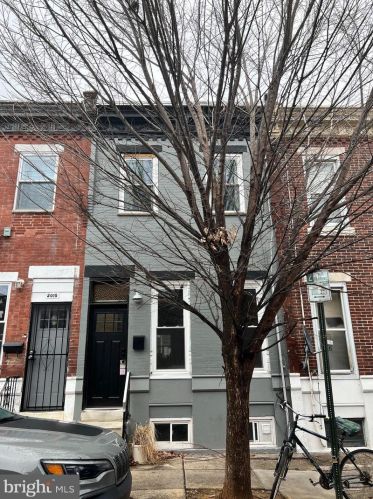2017 Bancroft St, Philadelphia PA  19145-3025 exterior