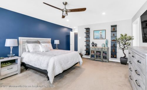 42 Kyle Dr, Tinton Falls NJ  07712-7536 exterior