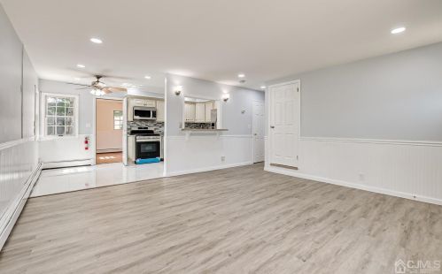 47 Arthur Ave, Carteret NJ  07008-2463 exterior