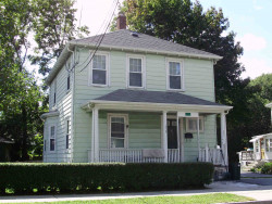 170 River St, Newton, MA 02465-1430