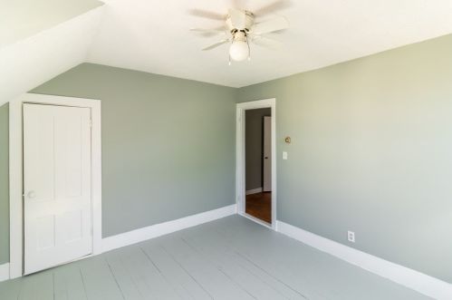 52 Town Hill St, Quincy MA 02169-6430 exterior