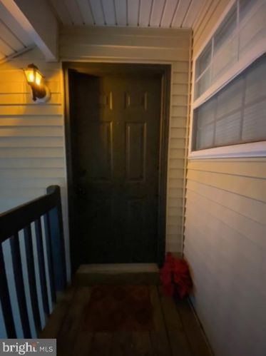 1244 Tristram Cir, West Deptford NJ  08051-2247 exterior