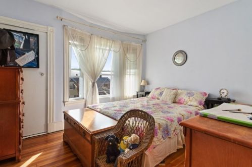 58 Fremont Ave, Everett MA 02149-5022 exterior