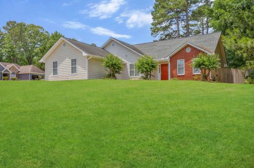 101 Trestle Ct, Stockbridge GA  30281-3057 exterior