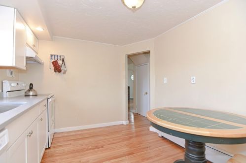 467 Washington St, Hingham MA 02061-2060 exterior