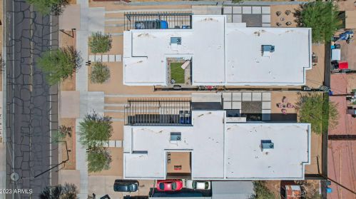 1121 11th St, Phoenix AZ  85006-2744 exterior