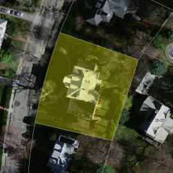 114 Shornecliffe Rd, Newton MA 02458-2421 aerial view