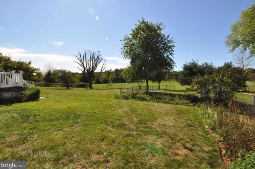 24854 Main St, Columbus NJ 08022-1339 exterior