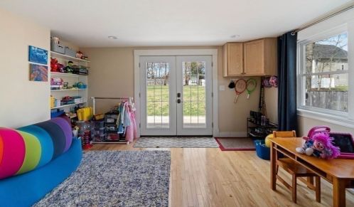 79 Border St, Dedham MA 02026-3601 exterior