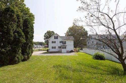 51 Grv St, North Brookfield MA 01535-1944 exterior