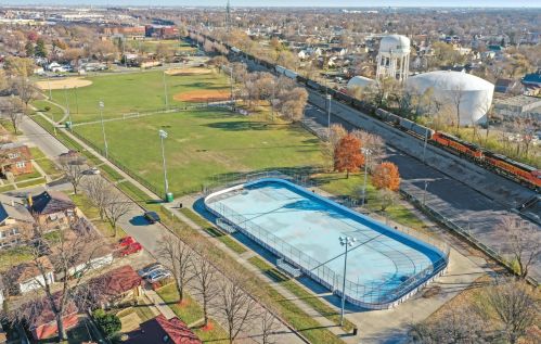 2738 Oak Park Ave, Forest View IL 60402-2535 exterior