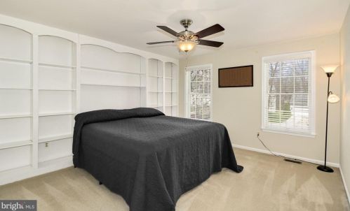 8556 Window Latch Way, Columbia MD 21045-5637 exterior