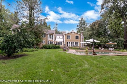 459 Sycamore Ave, Tinton Falls NJ 07724-3207 exterior