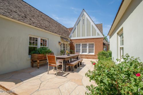 529 Cypress St, Phoenix AZ 85006-1840 exterior