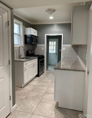 247 Cherry St, Carteret NJ 07008-1745 exterior