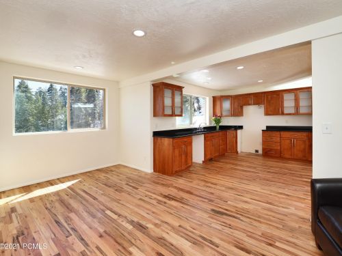 275 Parkview Dr, Park City UT 84098-5201 exterior