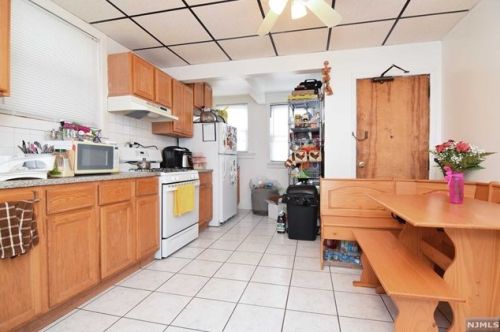 209 Kearny Ave, Kearny NJ 07032-2507 exterior