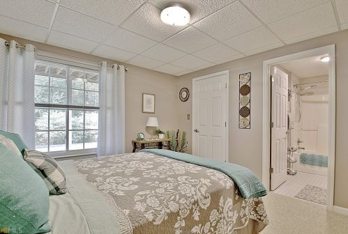 255 Hillandale Dr, Stockbridge GA 30281-3047 exterior