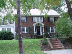 27 Howland Rd, Newton, MA 02465-2937
