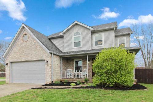 6102 Hunters Point Ct, Louisville KY  40216-1482 exterior