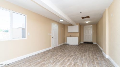 2136 Bethany Home Rd, Phoenix AZ 85015-1938 exterior