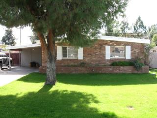 4523 Devonshire Ave, Phoenix AZ  85033-8236 exterior