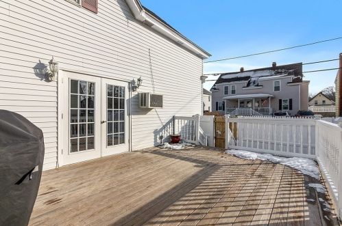 159 Weare St, Lawrence MA 01843-3646 exterior