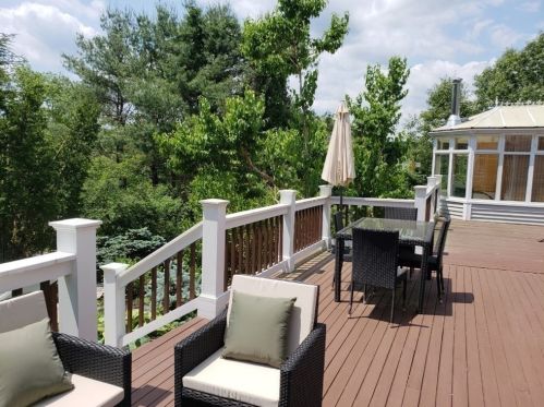 9 Parmenter Rd, Southborough MA exterior