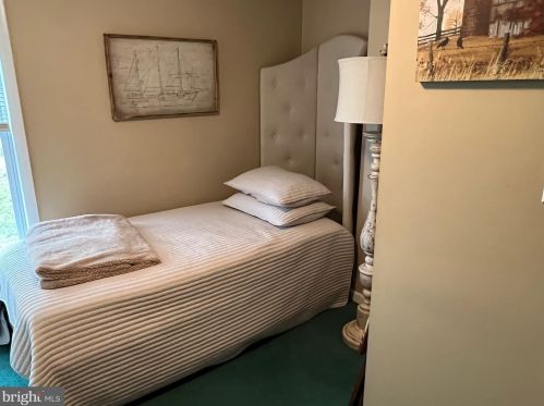 623 Wesley Ave, West Deptford NJ 08063-1247 exterior