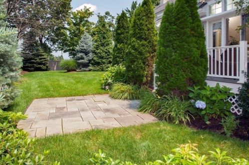 23 Backriver Rd, Hingham MA 02043-1577 exterior