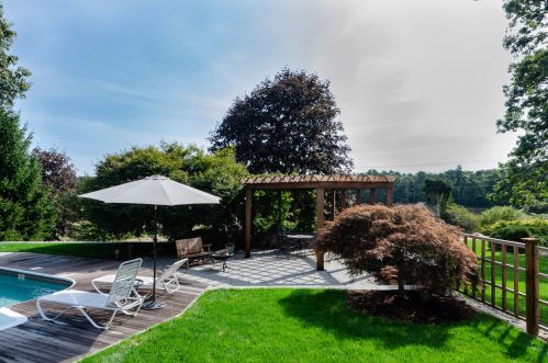 155 Great Nck Rd, Wareham MA 02571-2426 exterior