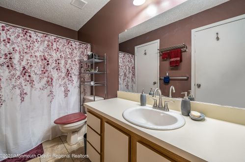 308 Sage Ct, Jackson Twp NJ 08527-4146 exterior