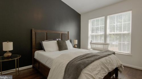 4 Coachlight Dr, Erial NJ  08081-5600 exterior