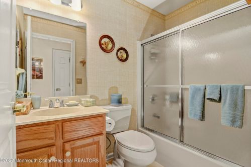 68 Merion Ln, Jackson Twp NJ 08527-3996 exterior