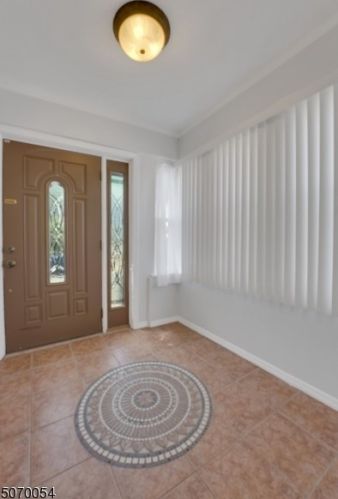 26 Bell St, Belleville, NJ 07109-2731