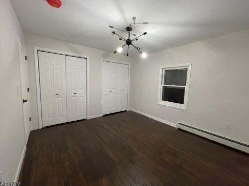 46 Edgewood Rd, Skyline Lakes NJ 07456-1911 exterior