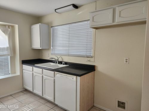 3002 Amber Ridge Way, Phoenix AZ  85048-7740 exterior