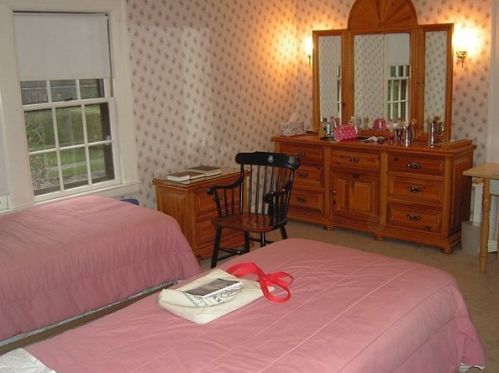 487 Ward St, Newton MA 02459-1109 exterior