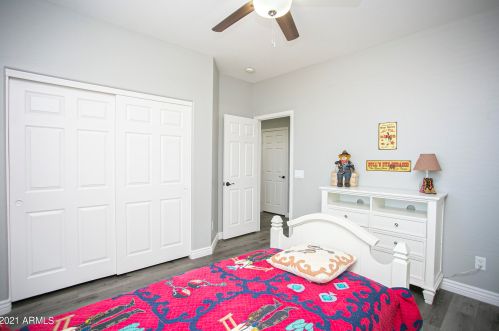 35318 31st Dr, Phoenix AZ  85086-2127 exterior