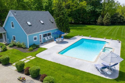 125 Bridges Rd, Little Silver NJ 07739-1634 exterior