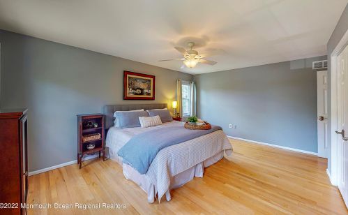 32 Lambert Johnson Dr, Tinton Falls NJ 07712-3753 exterior