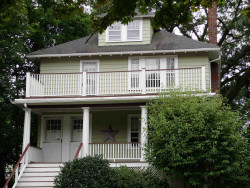 2138 Commonwealth Ave, Newton, MA 02466-1903